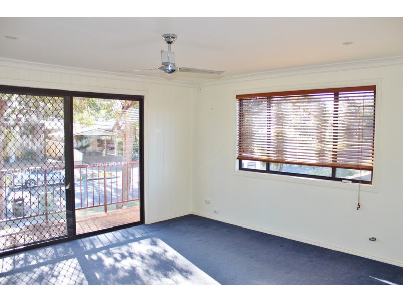 135 Manoa Road, Budgewoi NSW 2262