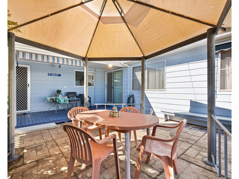 32 Delia Avenue, Budgewoi NSW 2262