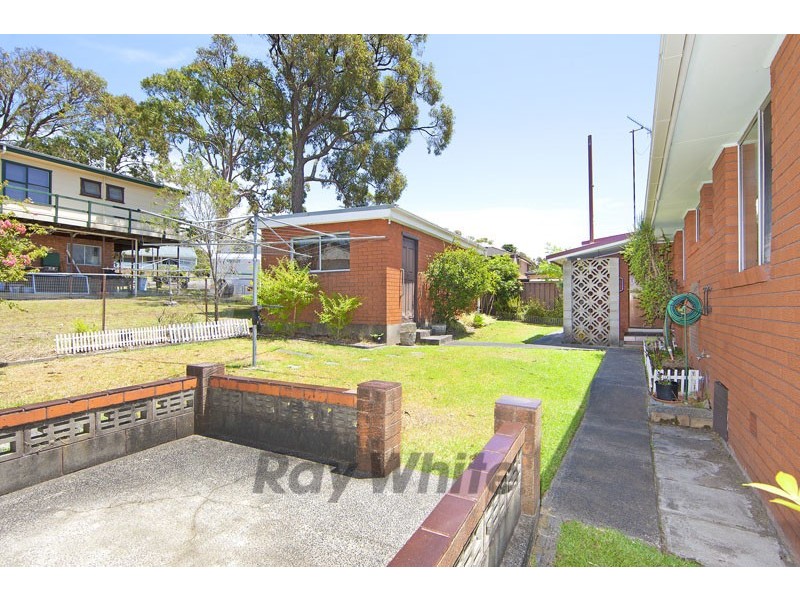 80 Howelston Road, Gorokan NSW 2263