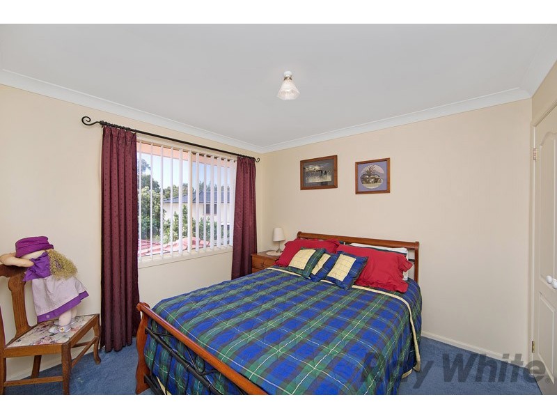 9 Bangalay Close, Blue Haven NSW 2262