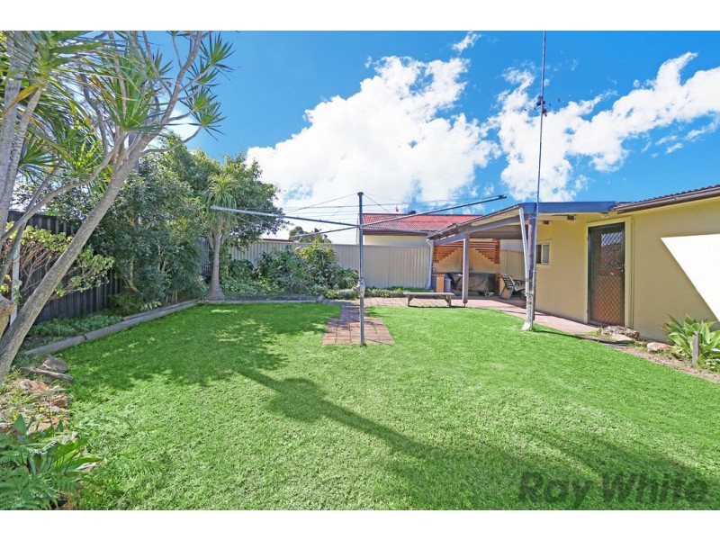 7 Ahina Avenue, Budgewoi NSW 2262