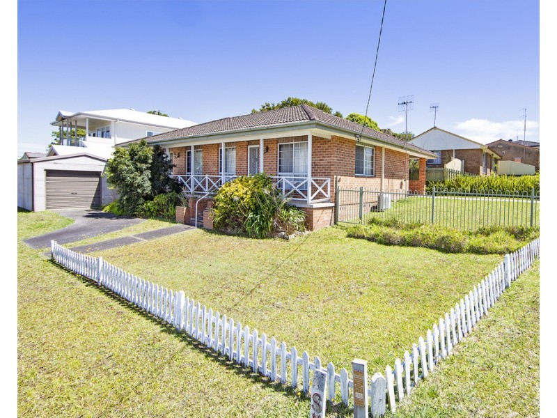 64 Laelana Avenue, Halekulani NSW 2262