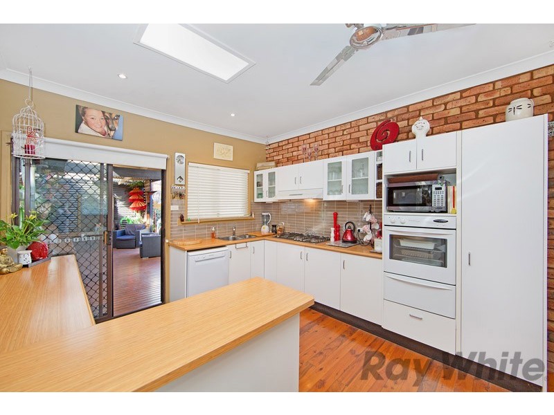 40 Manuka Parade, Gorokan NSW 2263
