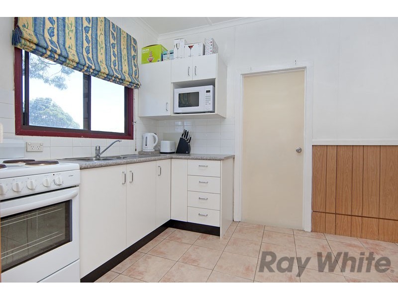 35 Manuka Parade, Gorokan NSW 2263