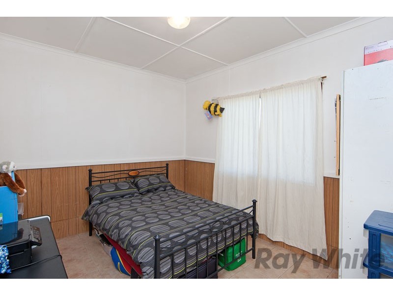35 Manuka Parade, Gorokan NSW 2263