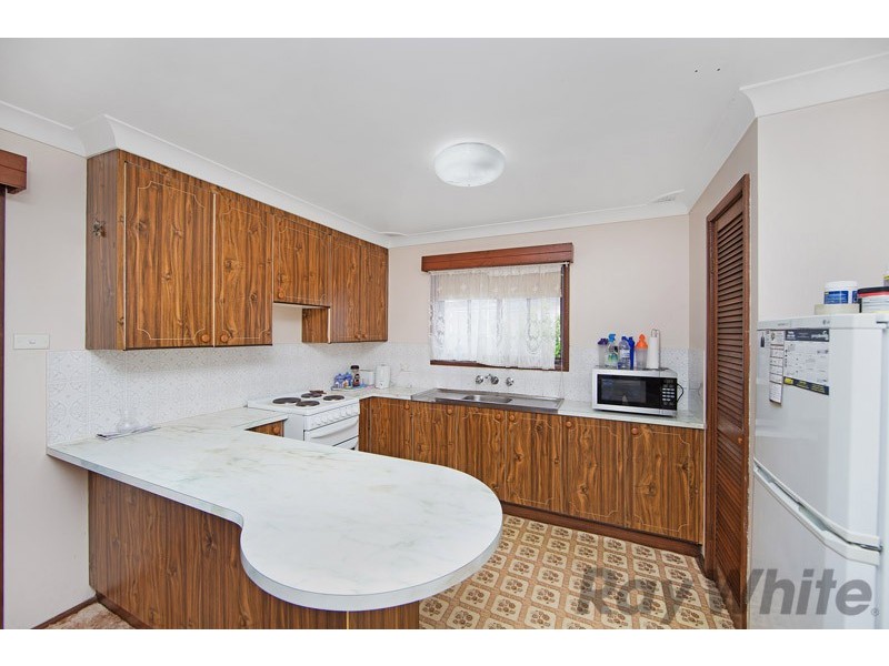 9 Avonlea Avenue, Gorokan NSW 2263