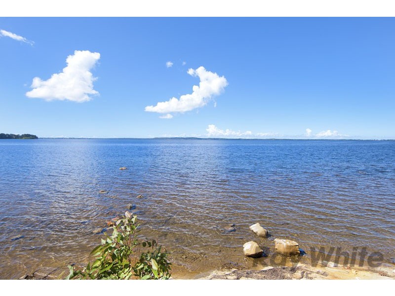 422 Tuggerawong Road, Tuggerawong NSW 2259