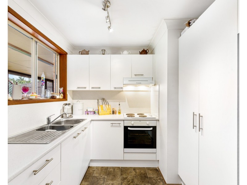 121 Birdwood Drive, Blue Haven NSW 2262