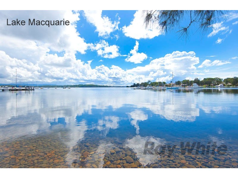 15 Naroo Avenue, Summerland Point NSW 2259