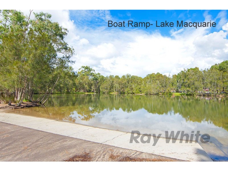 15 Naroo Avenue, Summerland Point NSW 2259