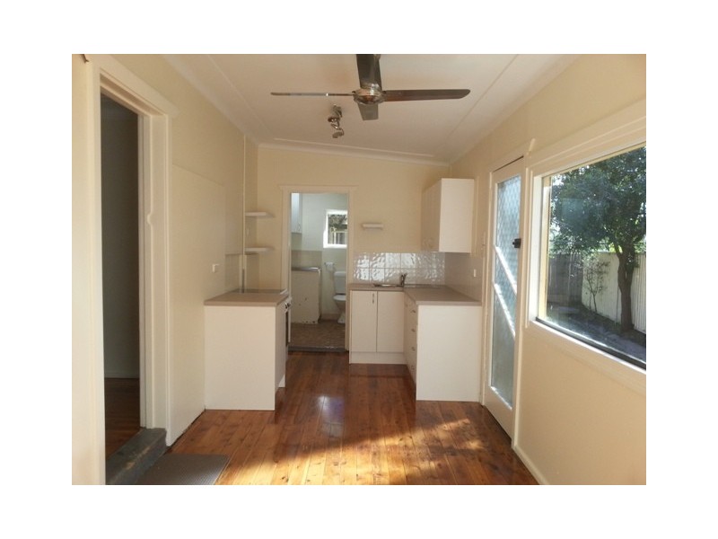 25 Wallarah Road, Gorokan NSW 2263