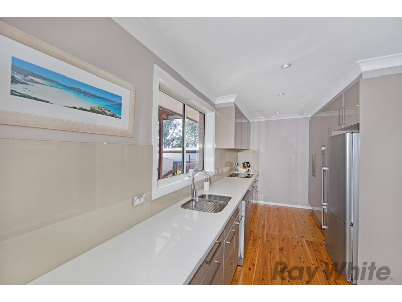 1 Una Avenue, Charmhaven NSW 2263