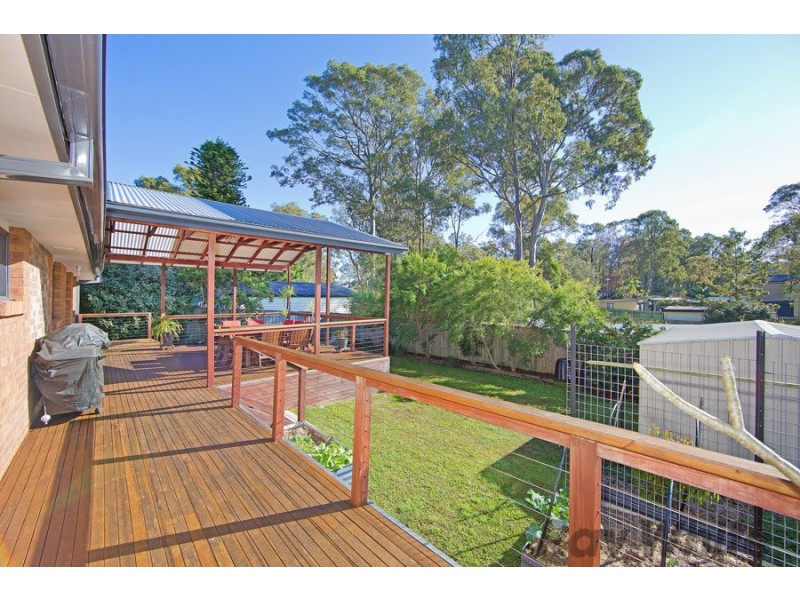 1 Una Avenue, Charmhaven NSW 2263