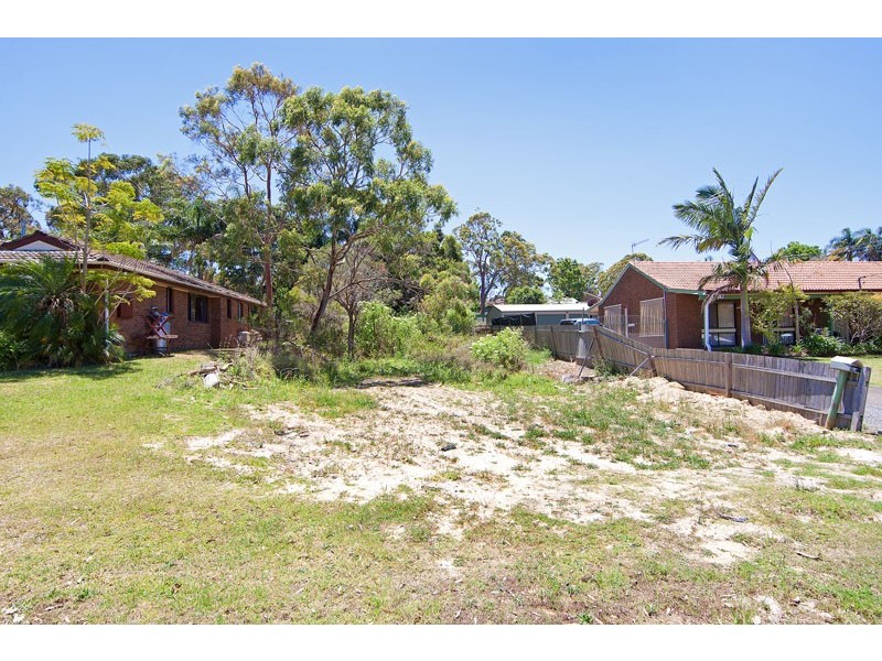 15 Eyre Crescent, San Remo NSW 2262