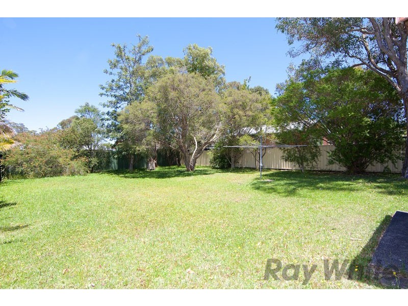 14 Melrose Avenue, Gorokan NSW 2263
