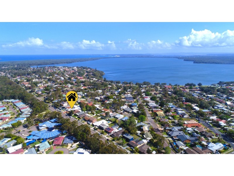 170 Elizabeth Bay Drive, Lake Munmorah NSW 2259