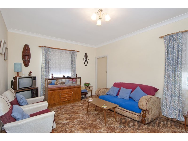 60 Craigie Avenue, Kanwal NSW 2259