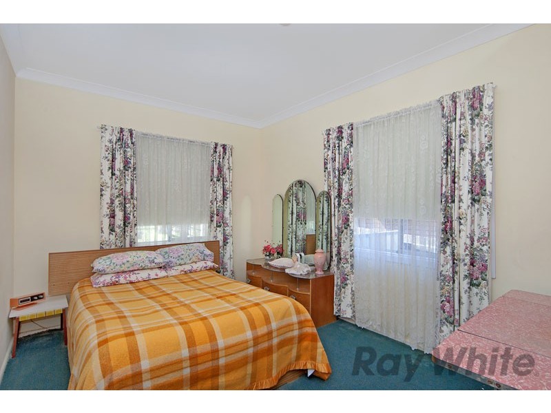 60 Craigie Avenue, Kanwal NSW 2259