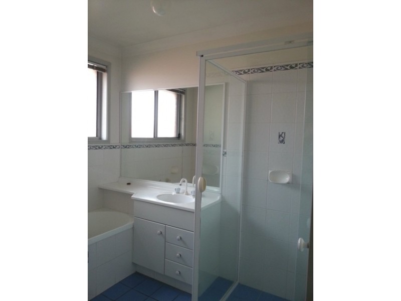 2 Waugh Close, Blue Haven NSW 2262