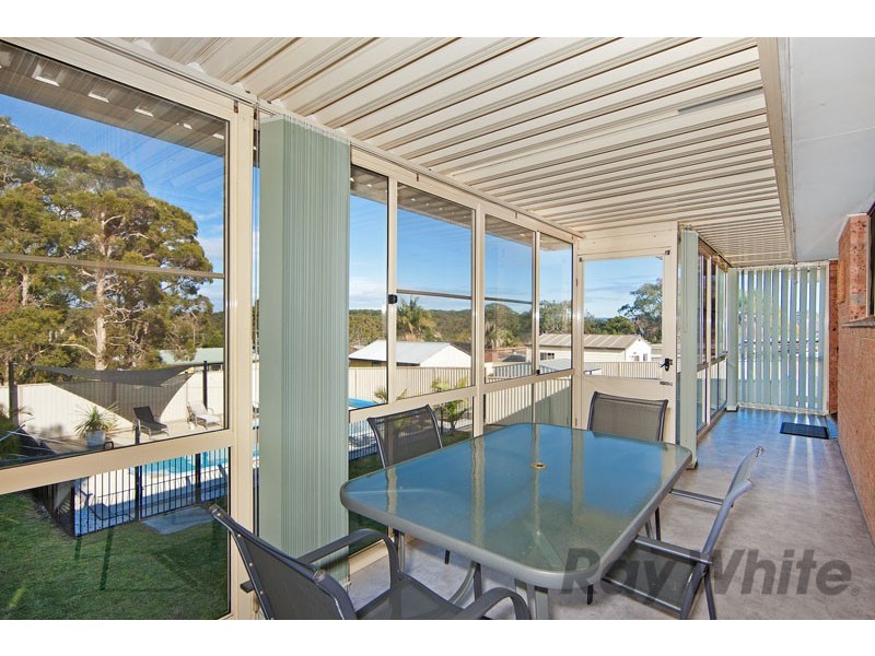 4 Cambridge Avenue, Kanwal NSW 2259