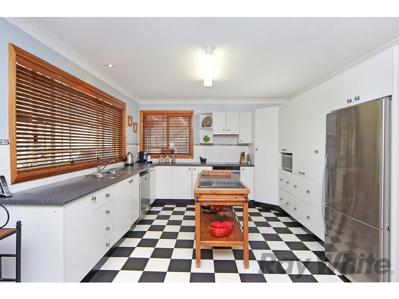 24 Kyong Avenue, Buff Point NSW 2262