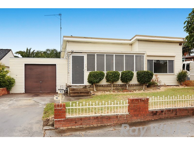 90 Brennon Road, Gorokan NSW 2263