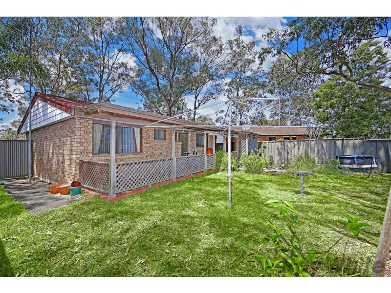 1/15 Wyreema Avenue, Charmhaven NSW 2263