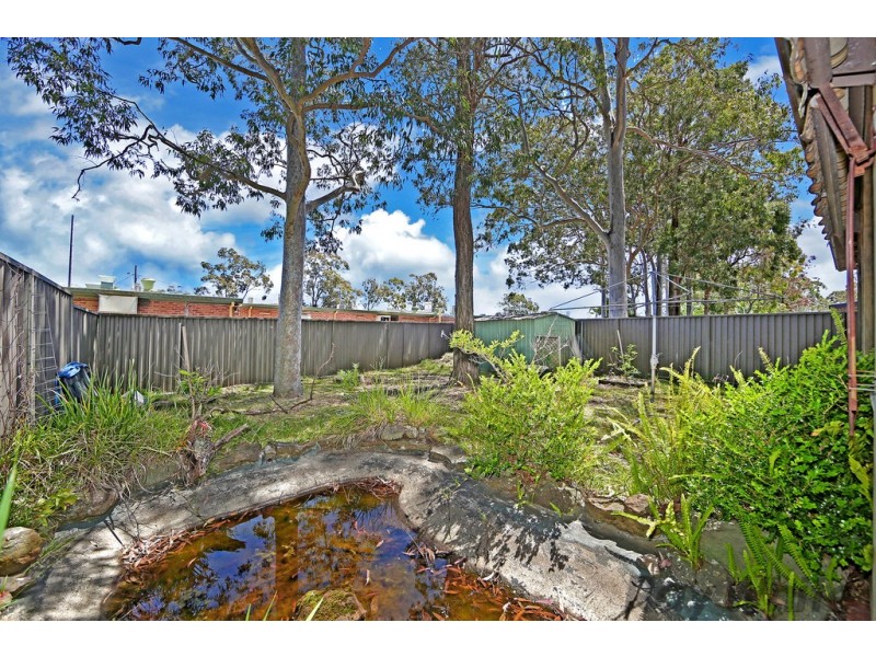 1/15 Wyreema Avenue, Charmhaven NSW 2263