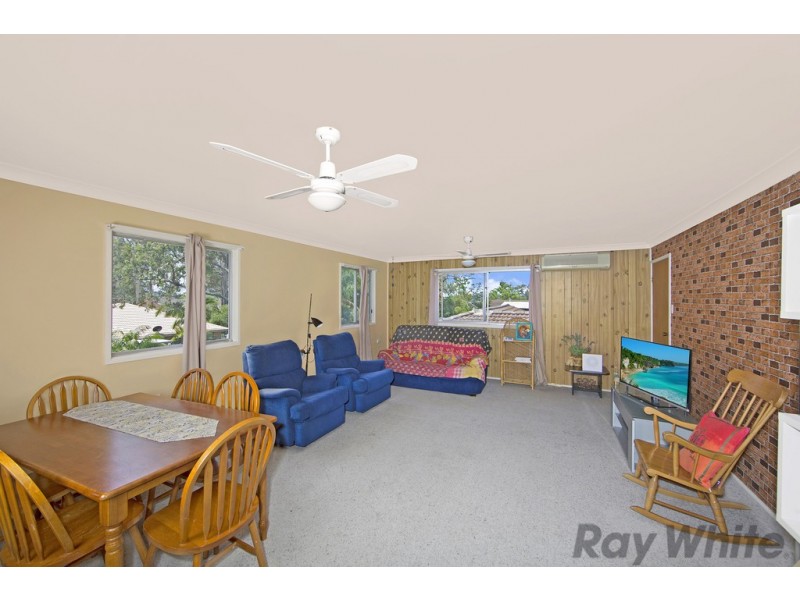 19 Jetty Avenue, Charmhaven NSW 2263