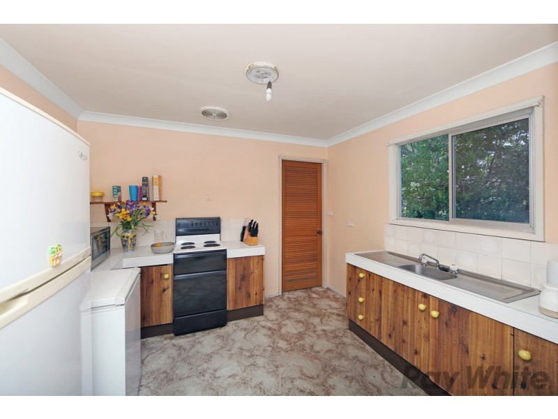 19 Jetty Avenue, Charmhaven NSW 2263