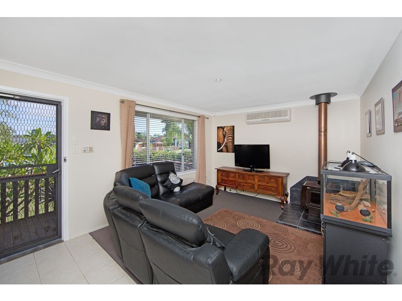 27 Hughes Avenue, Kanwal NSW 2259