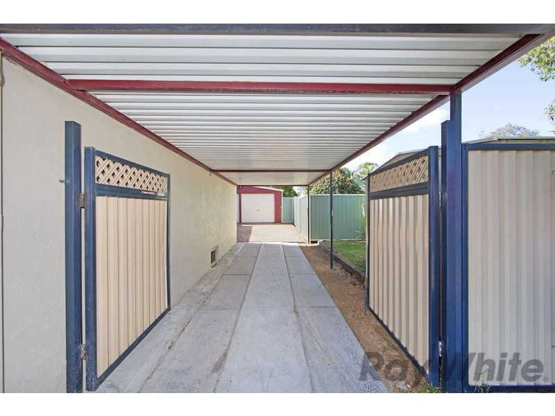 27 Hughes Avenue, Kanwal NSW 2259