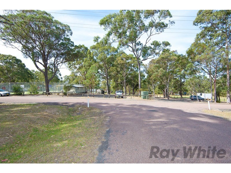 18 Parkside Drive, Charmhaven NSW 2263