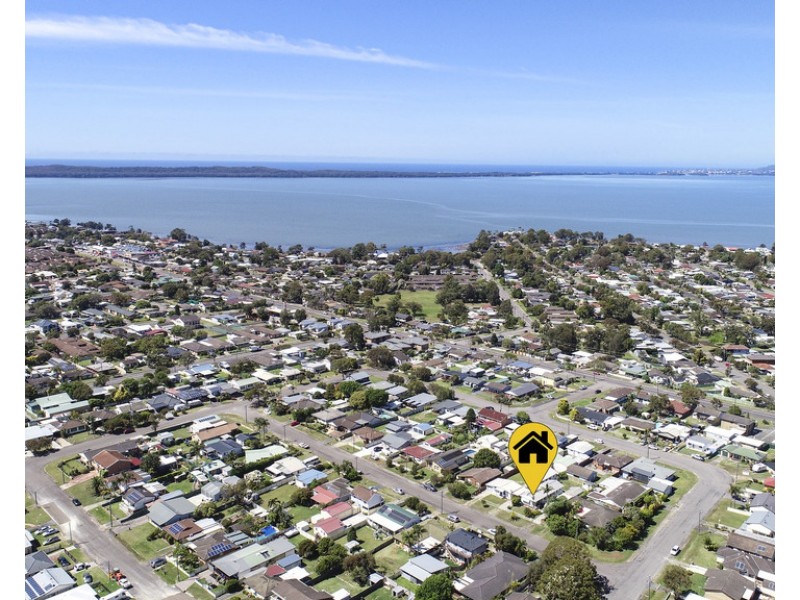 22 Koorana Avenue, Gorokan NSW 2263