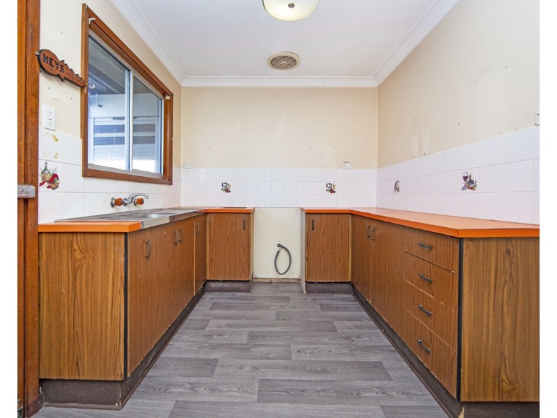 22 Koorana Avenue, Gorokan NSW 2263