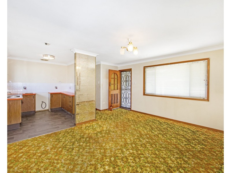 22 Koorana Avenue, Gorokan NSW 2263