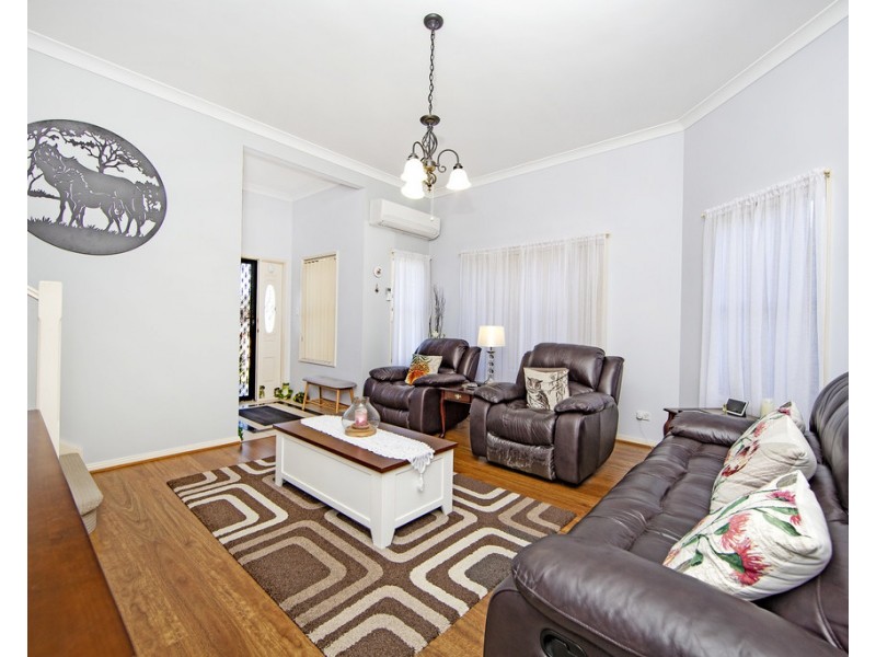 64 Georgina Avenue, Gorokan NSW 2263