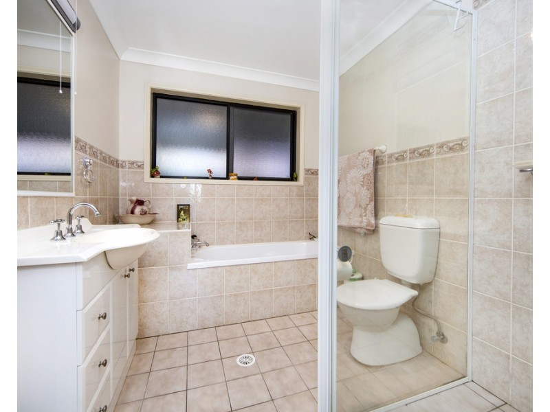 64 Georgina Avenue, Gorokan NSW 2263