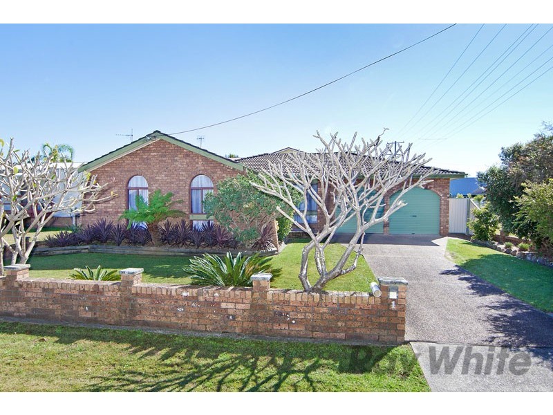 1 Coorabin Street, Gorokan NSW 2263