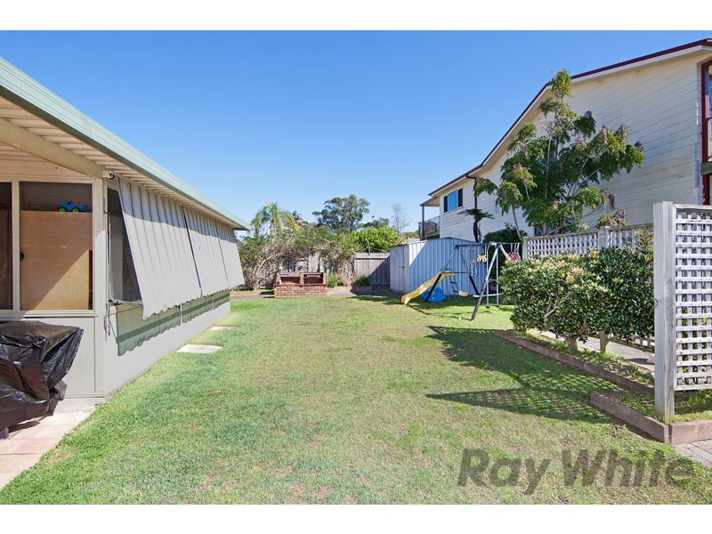 1 Coorabin Street, Gorokan NSW 2263