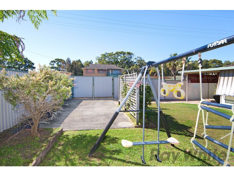 1 Coorabin Street, Gorokan NSW 2263