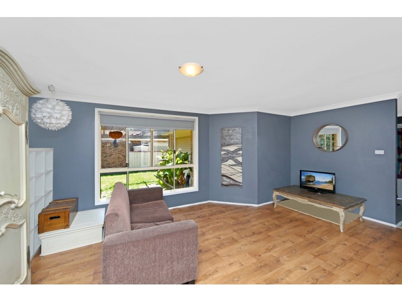 17 Derwent Drive, Lake Haven NSW 2263