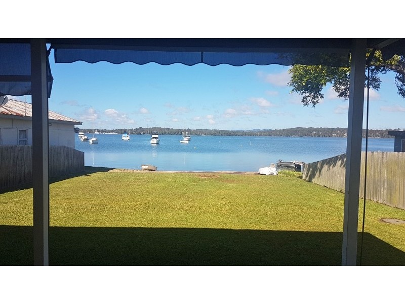 5 The Cut, Mannering Park NSW 2259