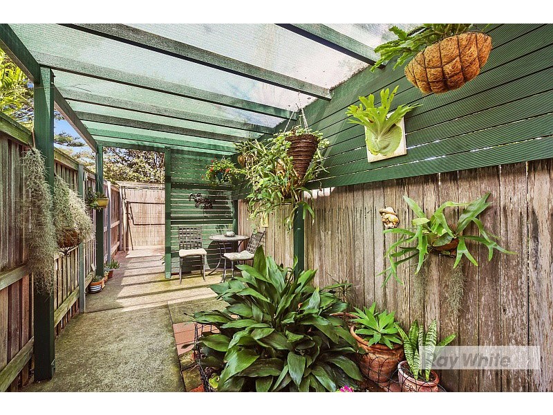 3 Barnard Crescent, Toukley NSW 2263