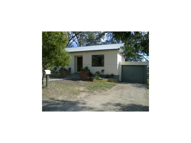 82 Minnamurra Road, Gorokan NSW 2263