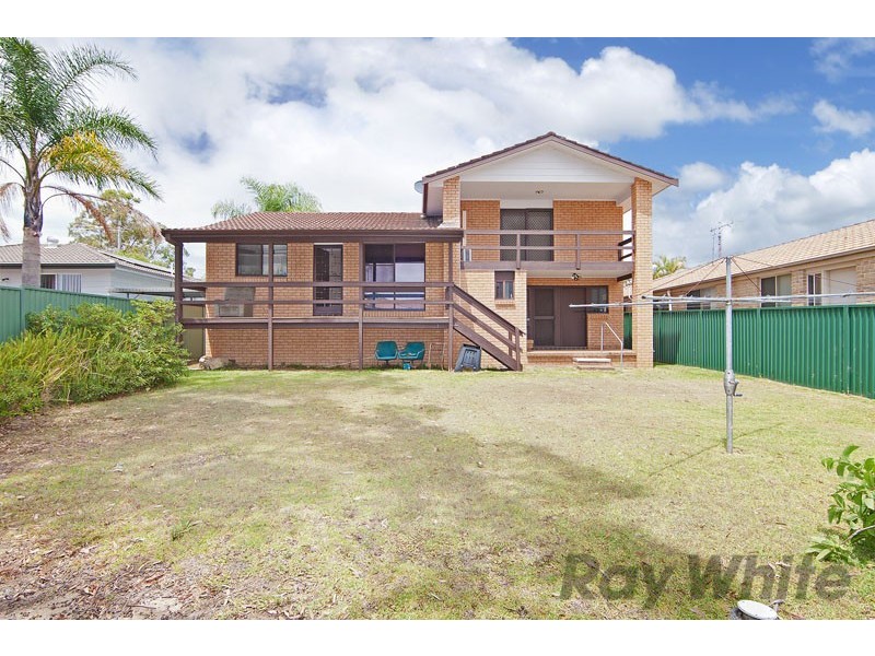 15 Collendina Road, Gwandalan NSW 2259