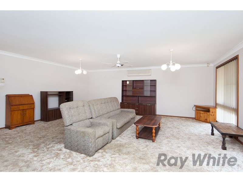 15 Collendina Road, Gwandalan NSW 2259