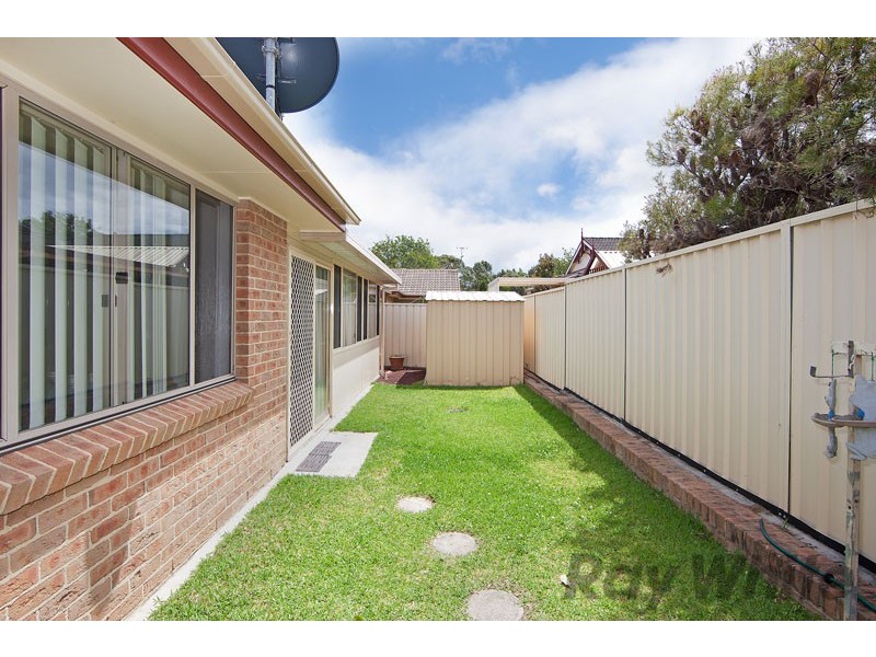 2 Dean Avenue, Kanwal NSW 2259