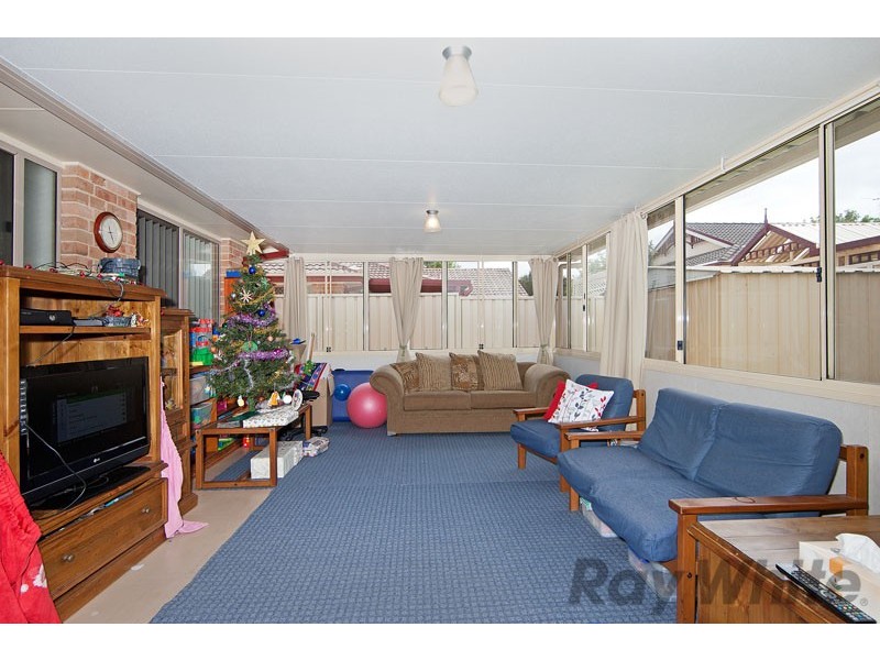 2 Dean Avenue, Kanwal NSW 2259