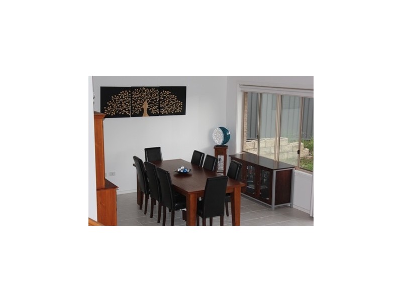 255 Johns Road, Wadalba NSW 2259